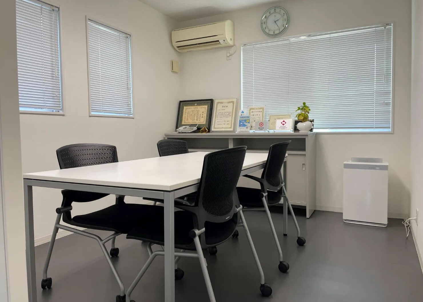 事務所の雰囲気07